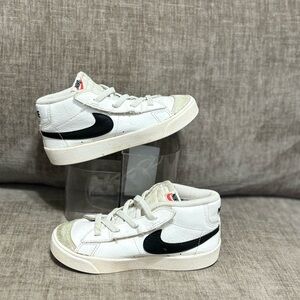 Nike Blazer Mid '77 "White/Black" Toddler 10C